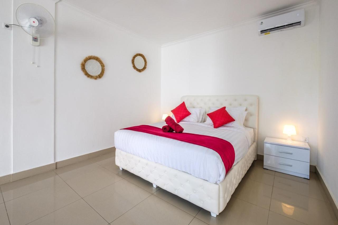 Luxury Minimalist Villa White Angel In Seminyak Exterior photo