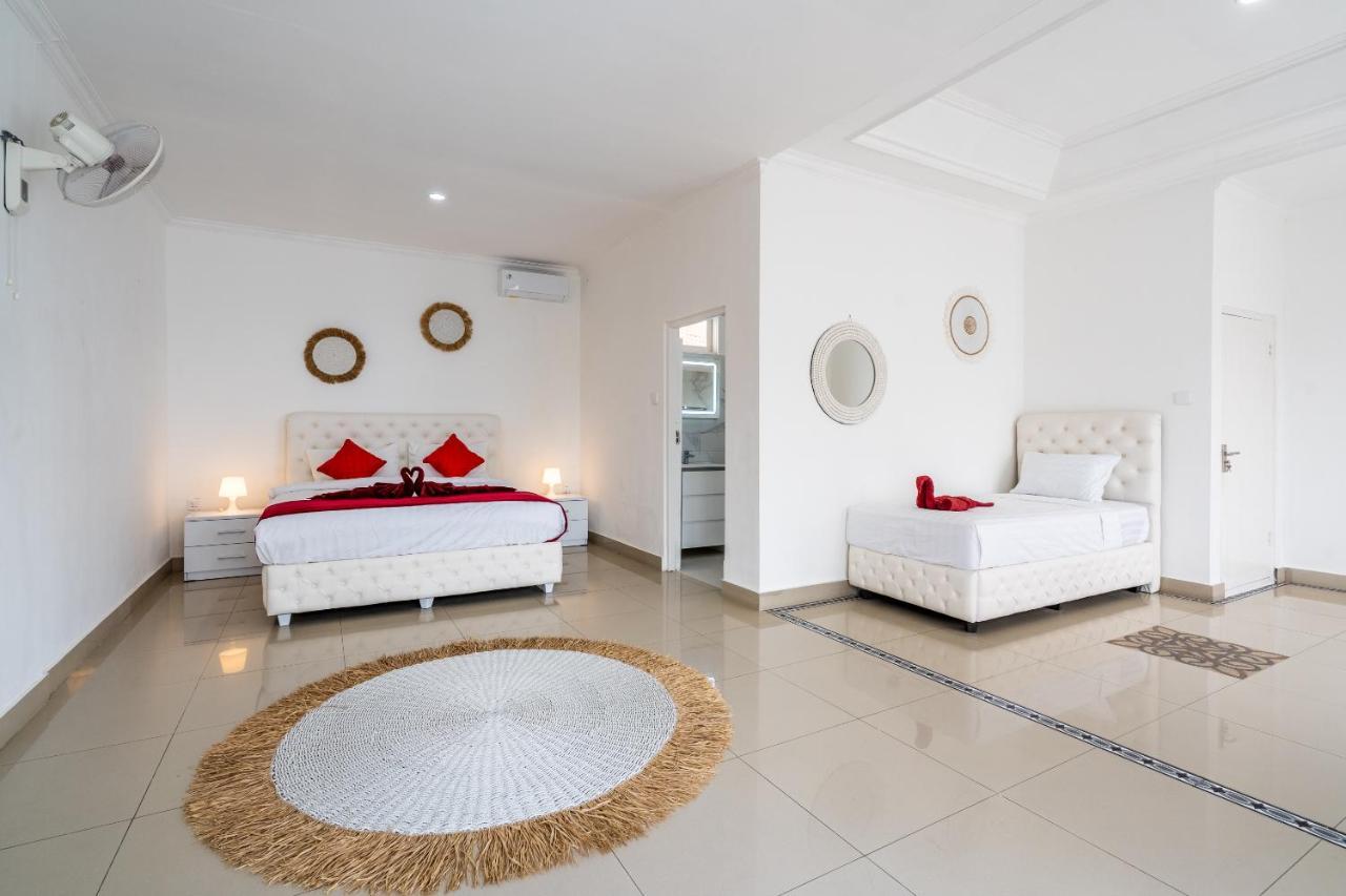 Luxury Minimalist Villa White Angel In Seminyak Exterior photo