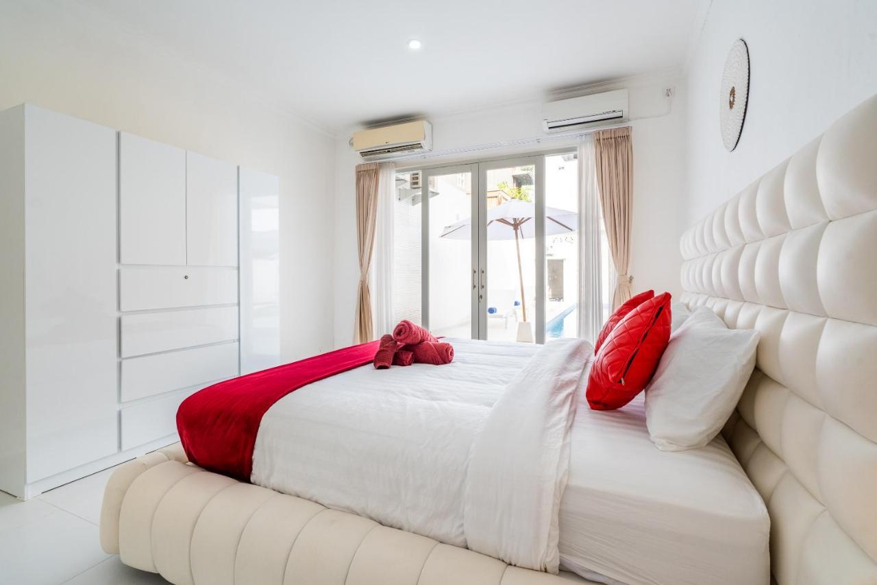 Luxury Minimalist Villa White Angel In Seminyak Exterior photo